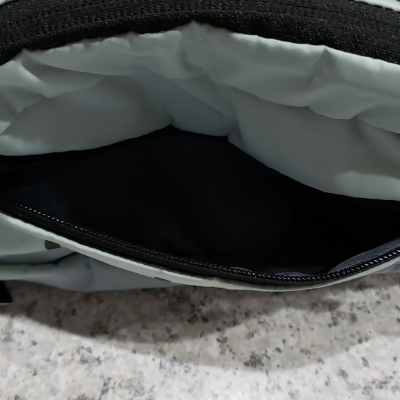 Adidas Ladies Core Waist Pack - Picture 2 of 4